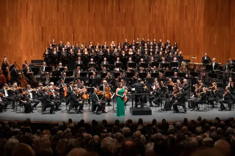 Mozarteumorchester Salzburg Mahler 3 Minsi Aldrich